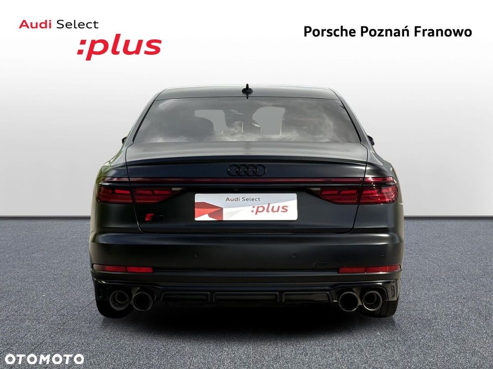 Audi S8 - 5