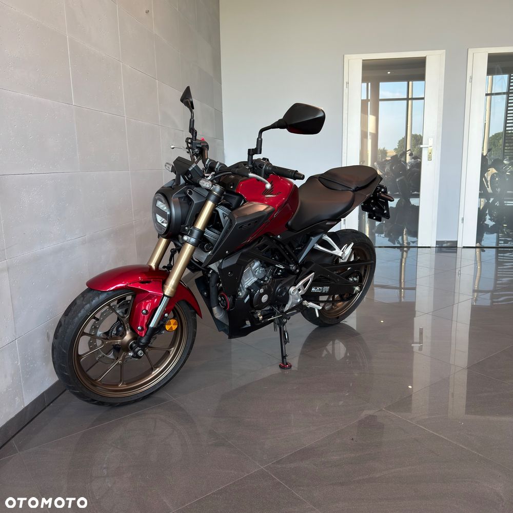 Honda CB - 9