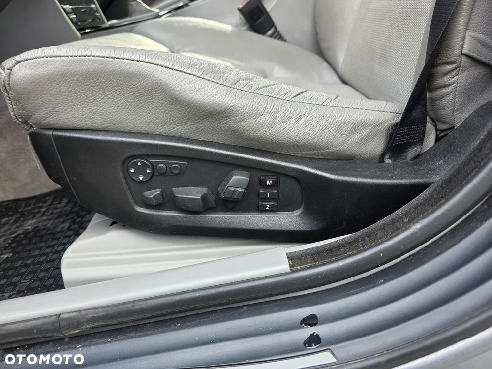 BMW Seria 5 530d - 25