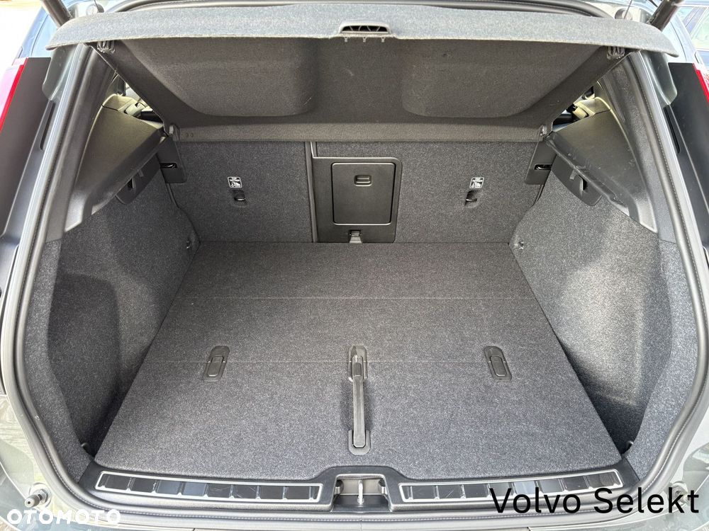 Volvo EX40 - 24