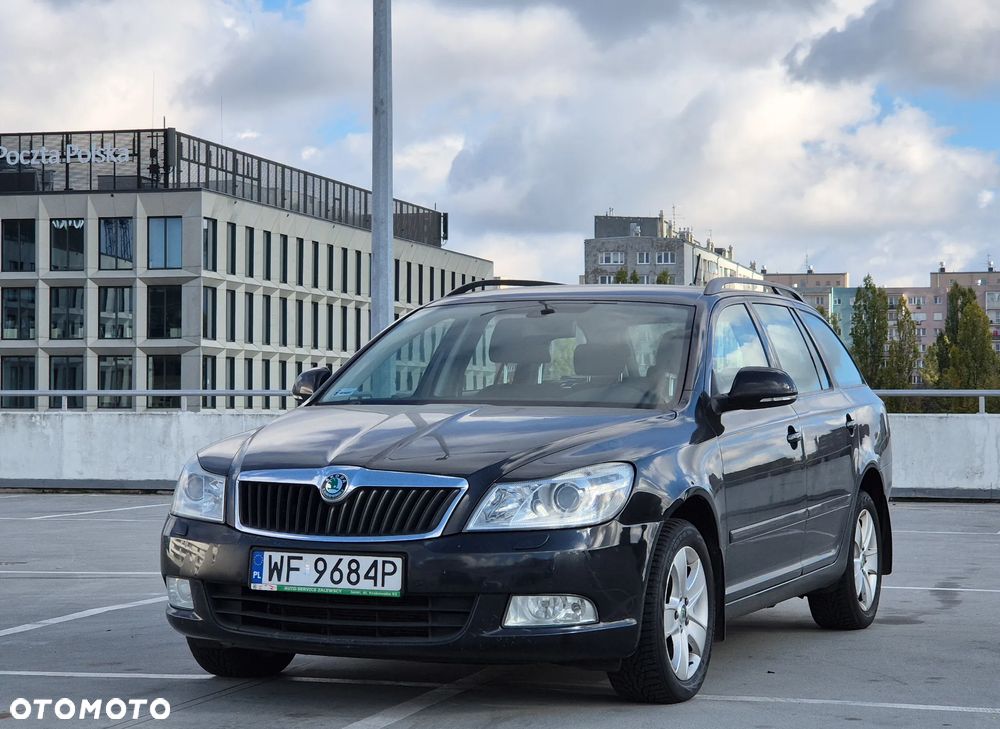 Skoda Octavia 2.0 TDI DPF Elegance DSG - 1