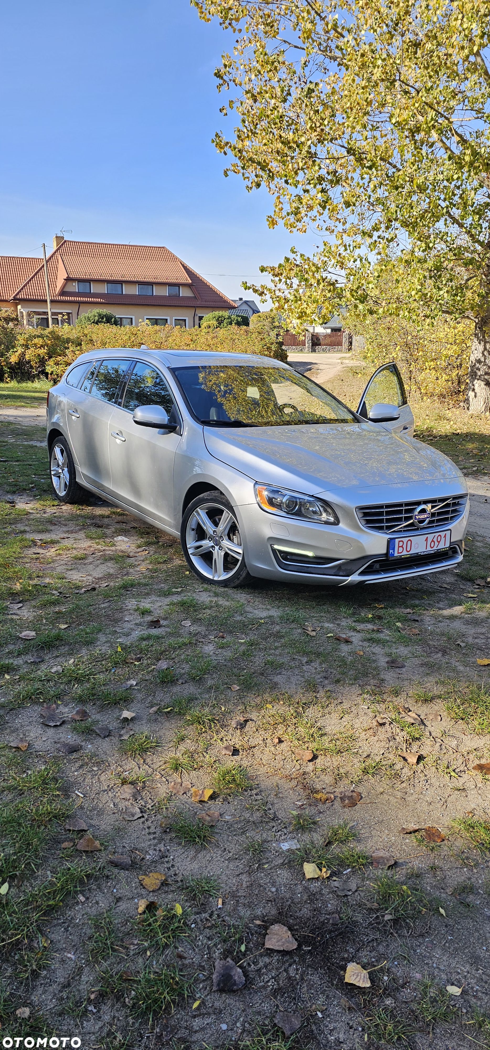 Volvo V60 T5 Drive-E R-Design Summum - 1