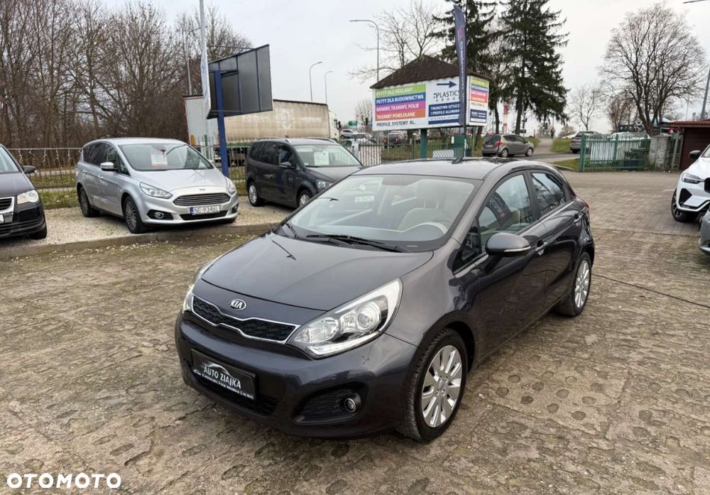 Kia Rio - 3