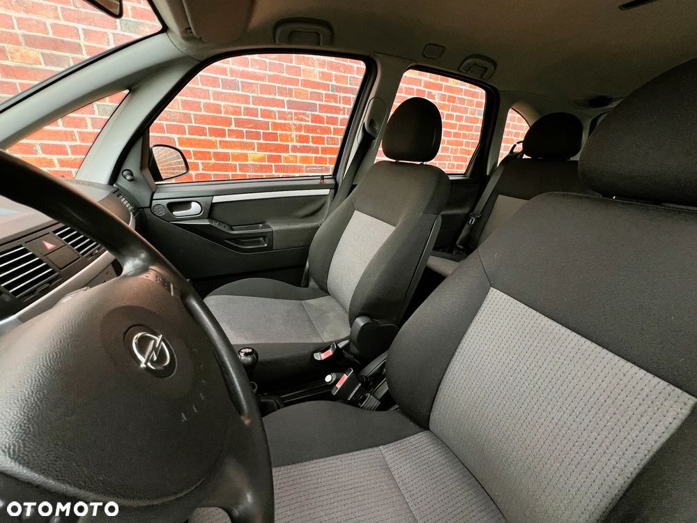 Opel Meriva - 12