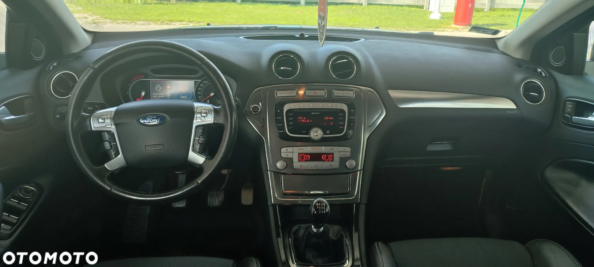 Ford Mondeo 2.0 TDCi Titanium - 9