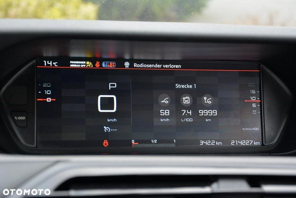 Citroën C4 Grand Picasso BlueHDi 150 EAT6 Business Class - 25
