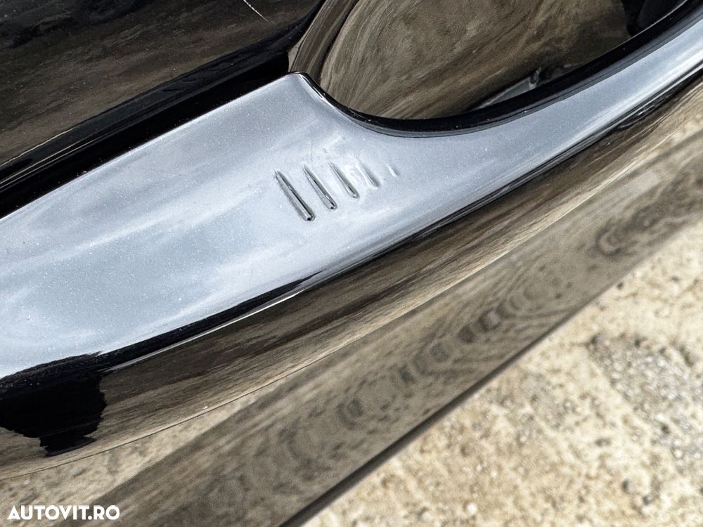 Ford Kuga 2.5 Duratec FHEV ST-LINE X - 25