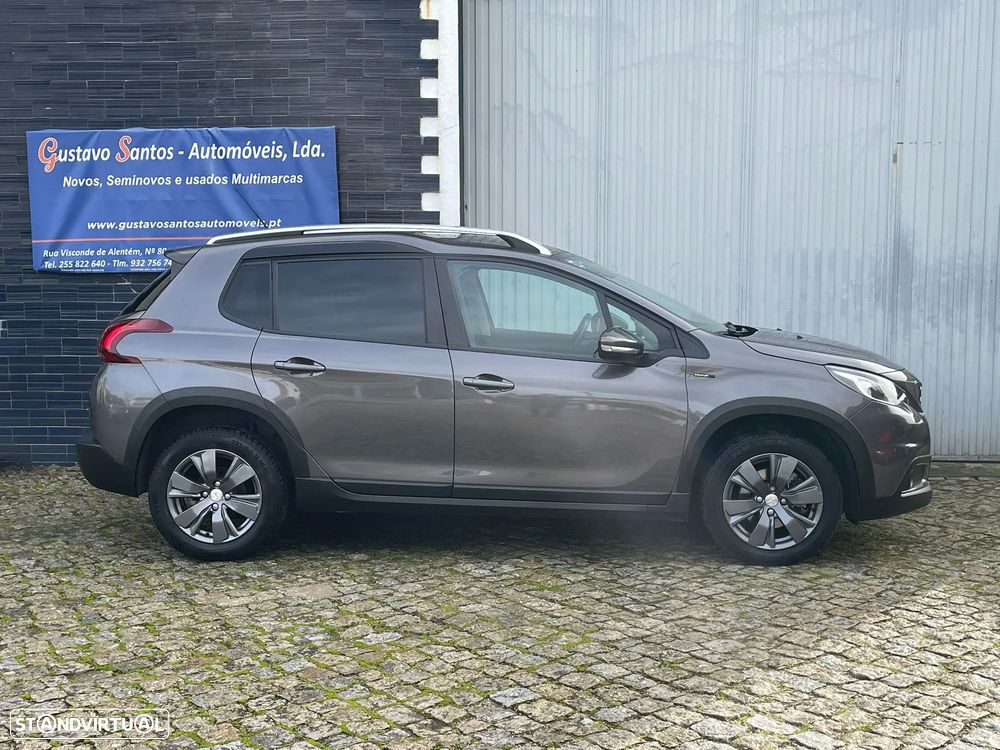 Peugeot 2008 1.2 PureTech Signature - 5