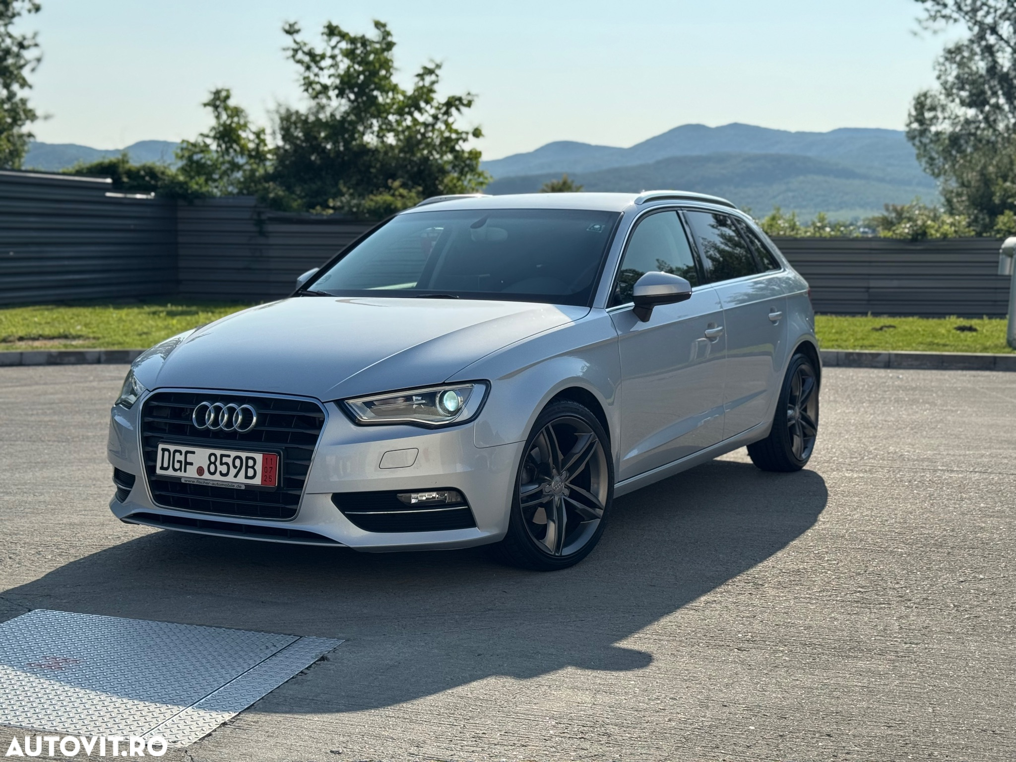 Audi A3 2.0 TDI Sportback S tronic S line Sportpaket - 9