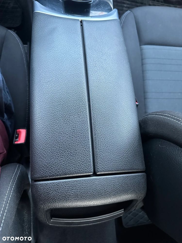 Mercedes-Benz Klasa C 200 (BlueTEC) d 7G-TRONIC Avantgarde - 14