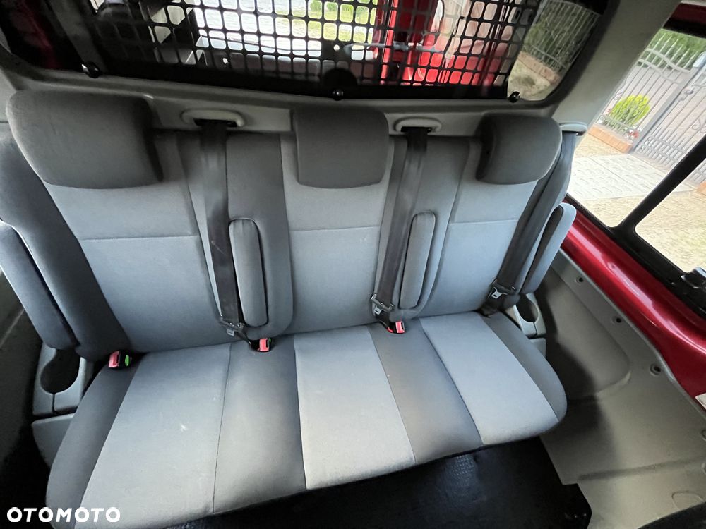 Renault Trafic LONG DOKA Holenderka 6 osobowy - 16