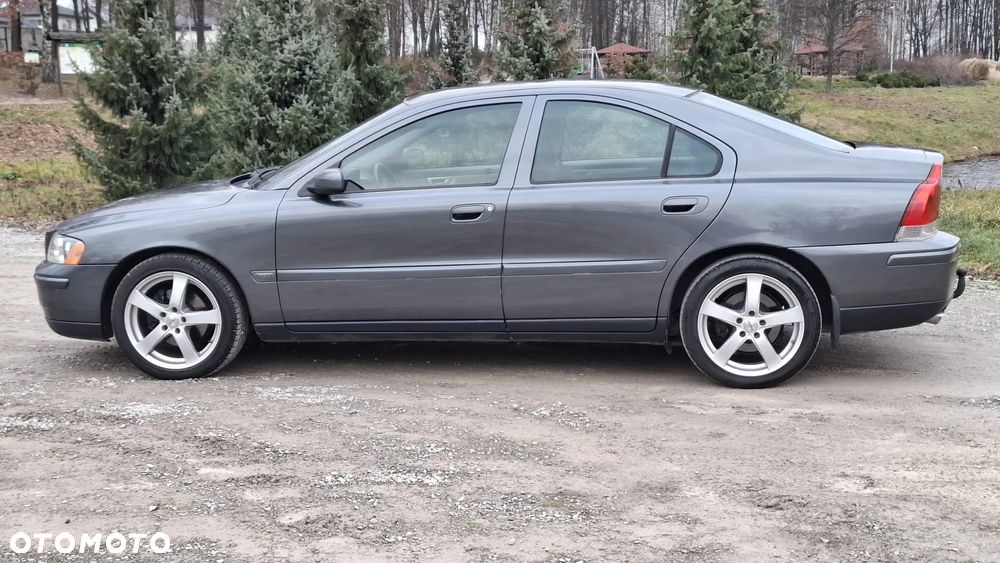 Volvo S40 2.4 Kinetic - 1