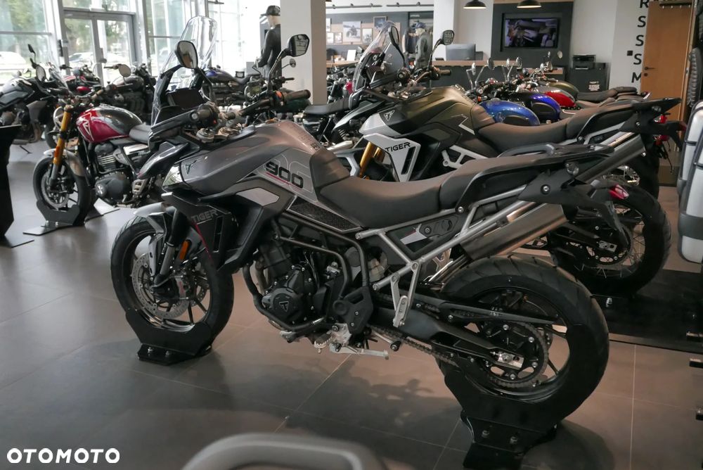 Triumph Tiger - 15