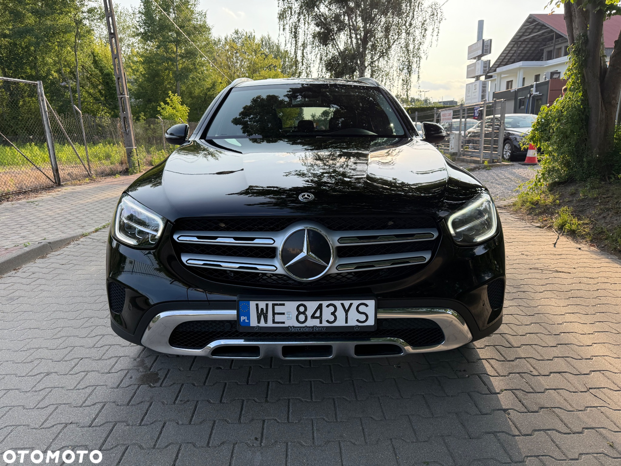 Mercedes-Benz GLC 200 d 4-Matic Business Edition - 4