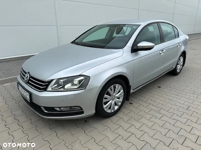Volkswagen Passat 2.0 Blue TDI SCR Comfortline - 7