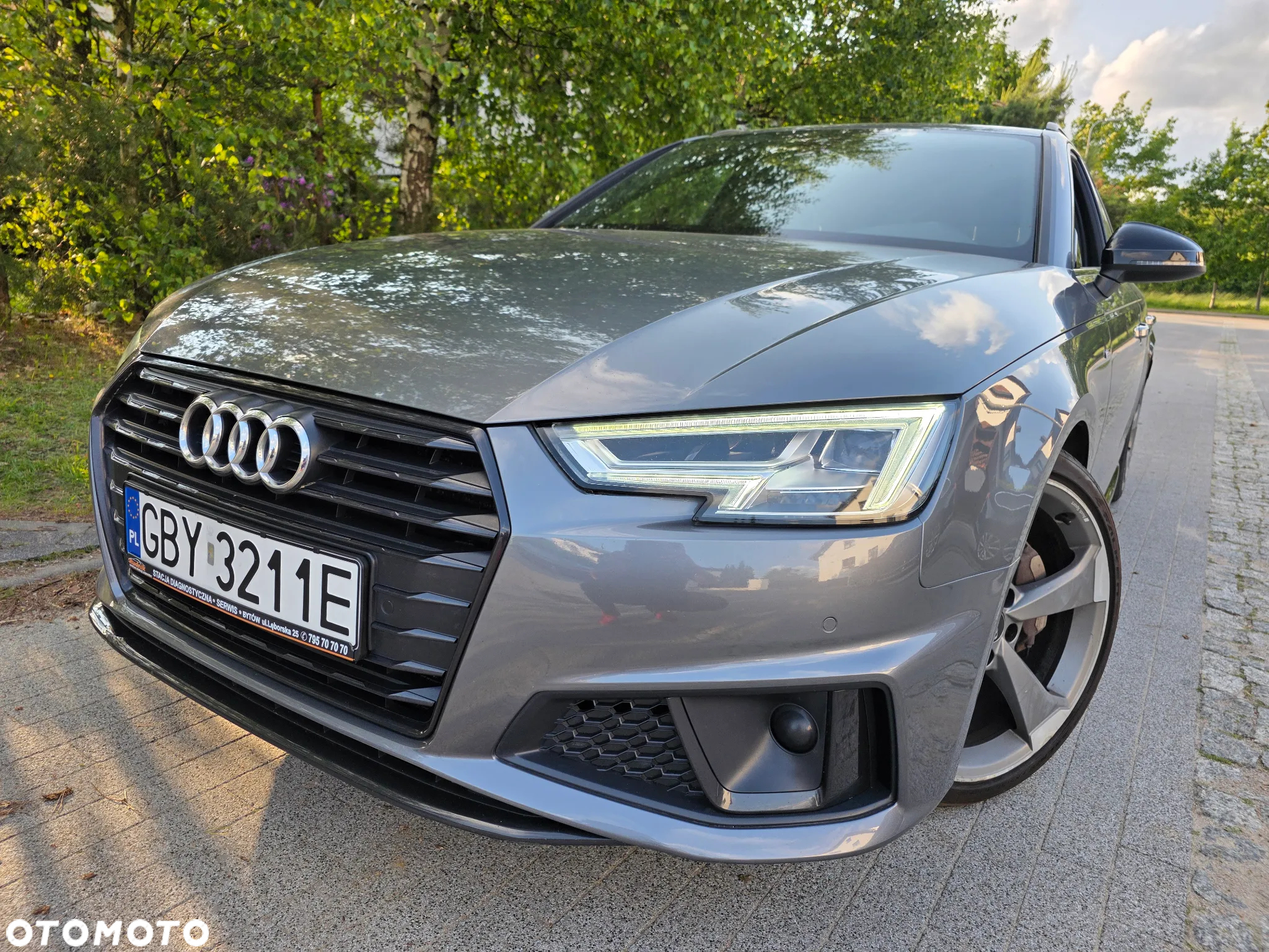 Audi A4 Avant 2.0 TDI ultra S tronic design - 6