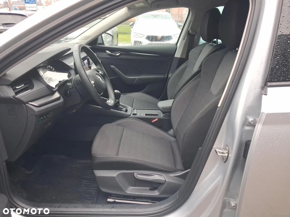 Skoda Octavia 1.5 TSI ACT Ambition - 9