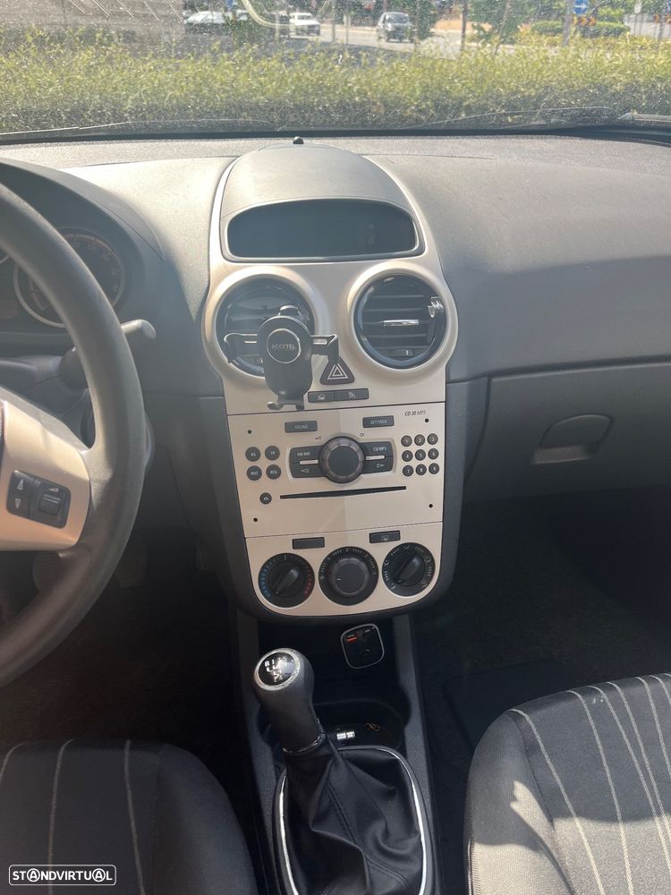 Opel Corsa - 12