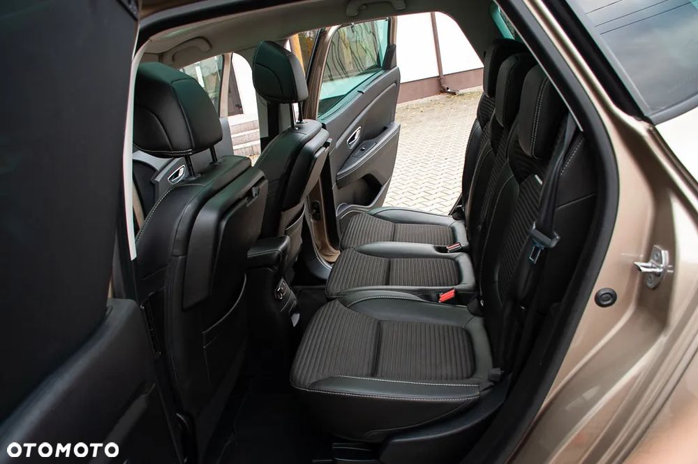 Renault Scenic ENERGY TCe 130 INITIALE PARIS - 27