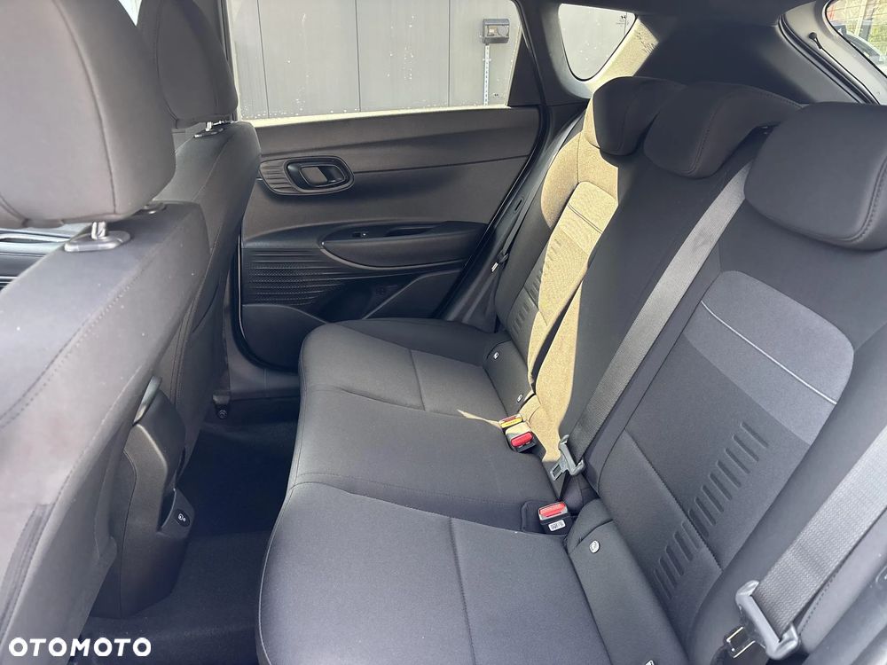 Hyundai Bayon 1.0 T-GDI Smart Black DCT - 17