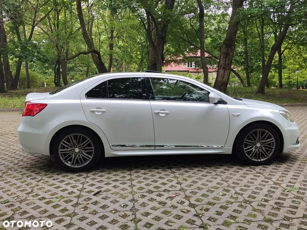 Suzuki Kizashi - 7