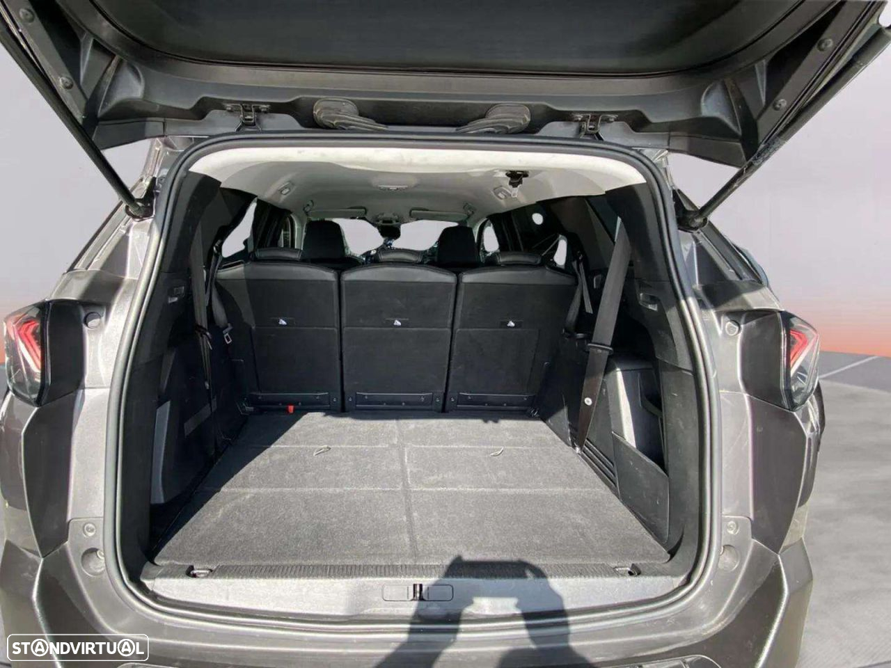 Peugeot 5008 1.5 BlueHDi Allure EAT8 - 17