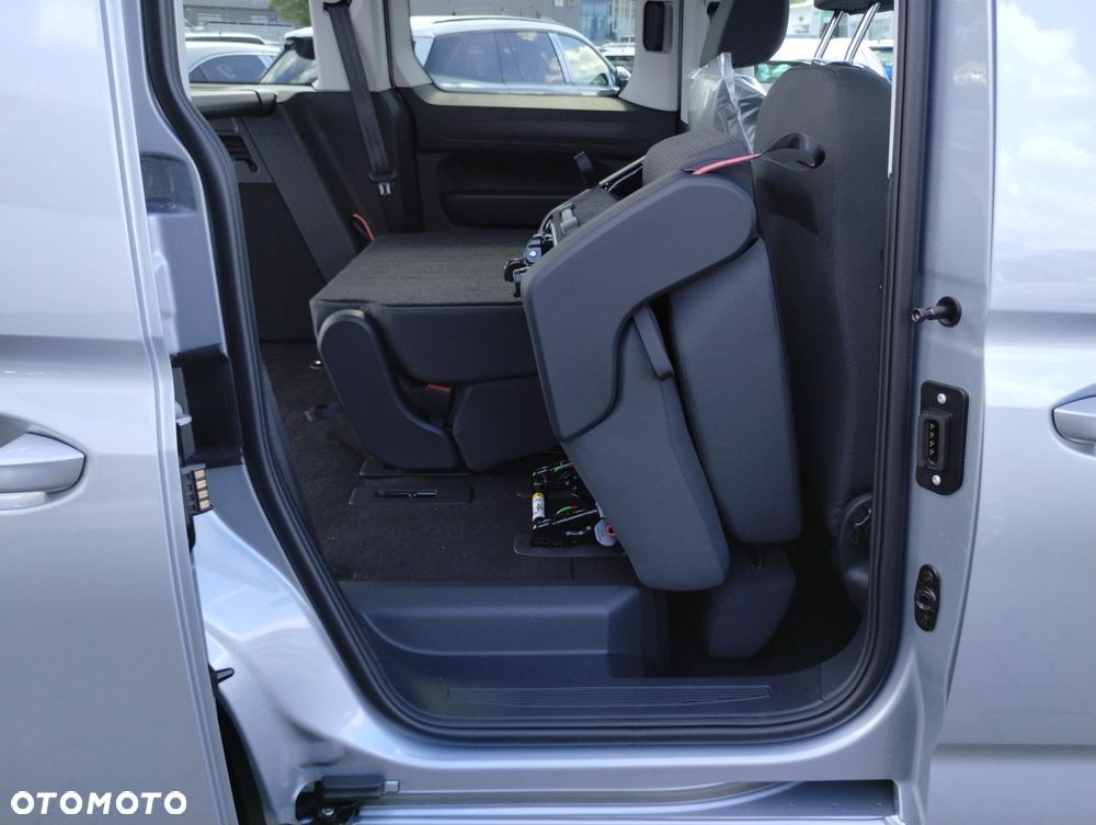 Volkswagen Caddy 1.5 TSI DSG - 17