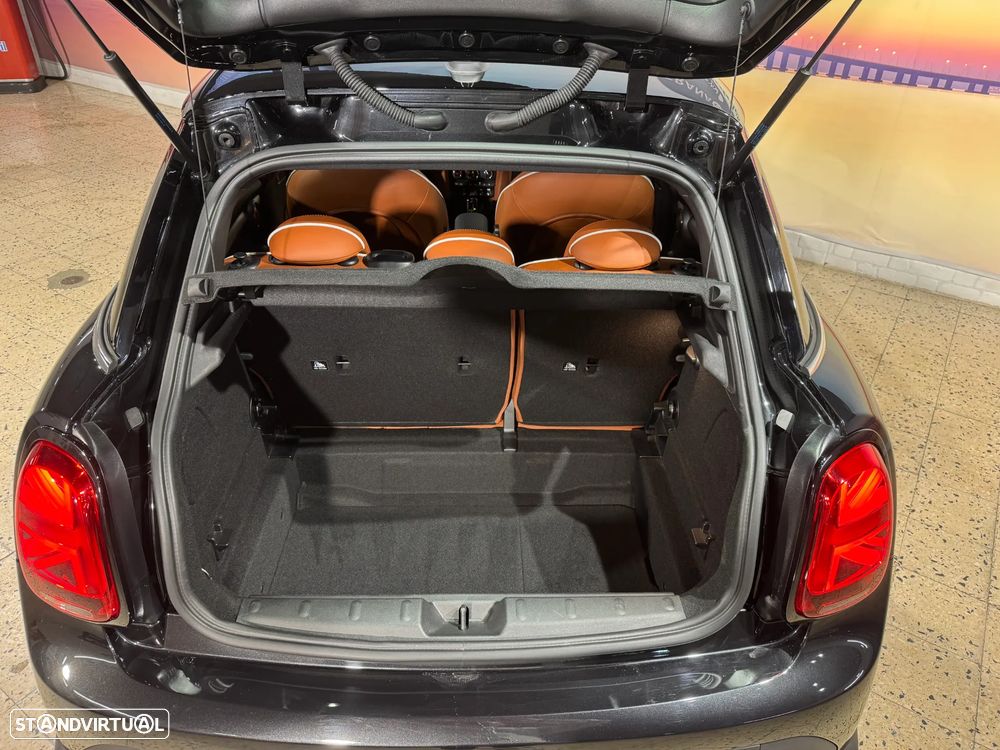 MINI 5 Portas Cooper Premium Yours Auto - 6