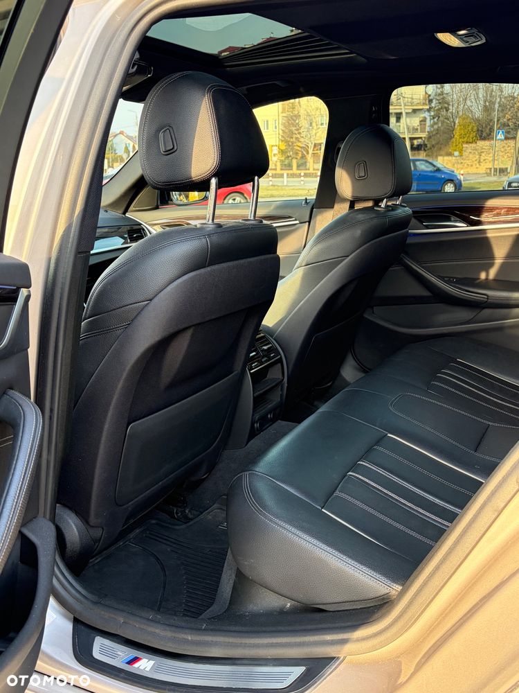 BMW Seria 5 530i M Sport sport - 16