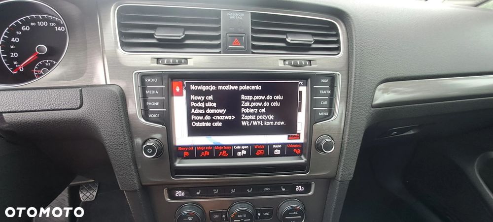 Volkswagen Golf - 31