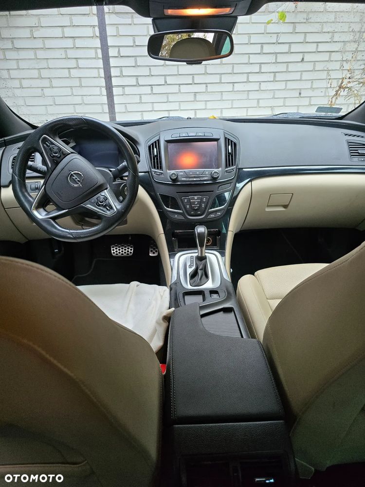 Opel Insignia - 12