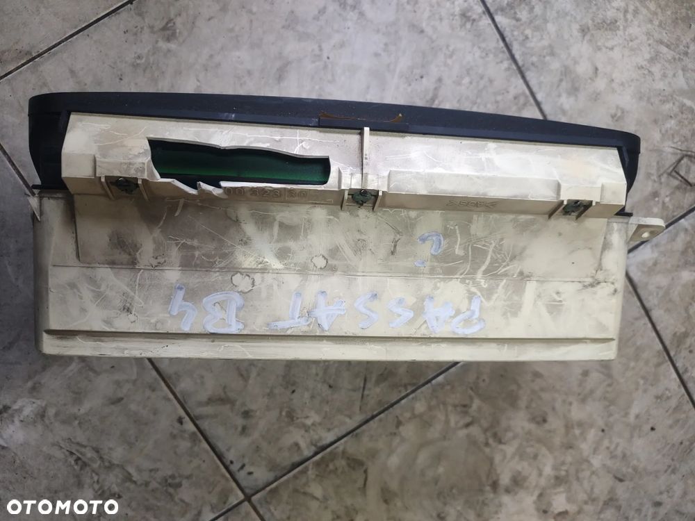 VW PASSAT B4 1,9TDI LICZNIK ZEGARY 3A0919033R - 6
