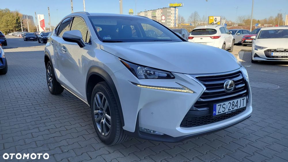 Lexus NX 200t Comfort AWD - 9