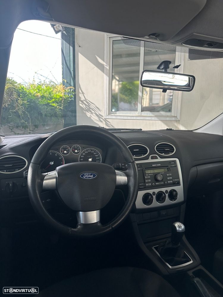Ford Focus SW 1.4 Zetec - 20