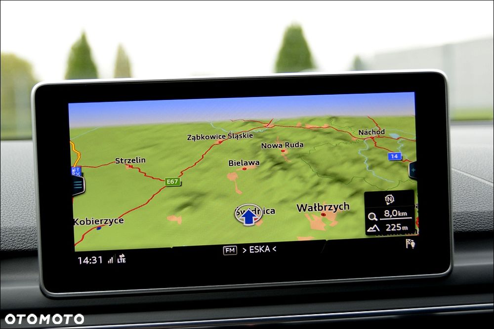 Audi A4 Avant 2.0 TFSI ultra Sport S tronic - 33