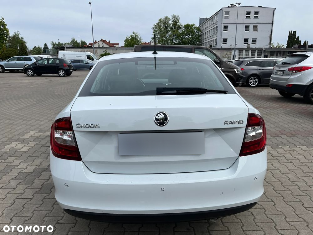 Skoda RAPID 1.0 TSI Ambition - 6
