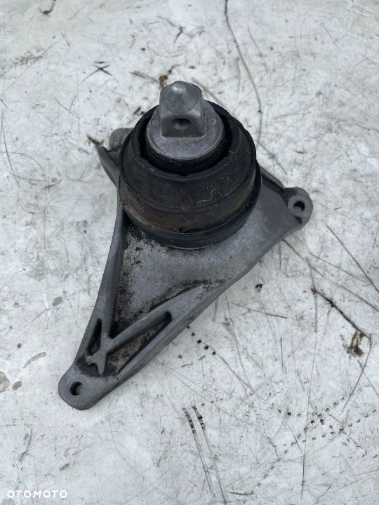 Poduszka silnika łapa prawa Bmw e39 525d 530d - 1