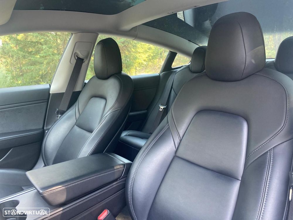 Tesla Model 3 Performance Dual Motor AWD - 29