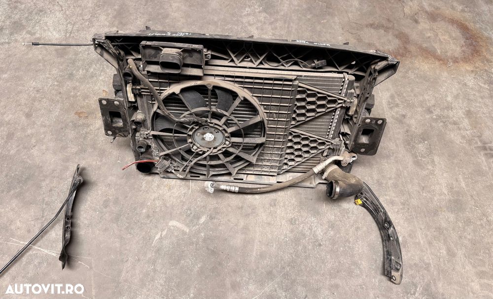 Trager cu radiatoare, ventilator, traversa SKODA RAPID an 2015 1,6 tdi - 2