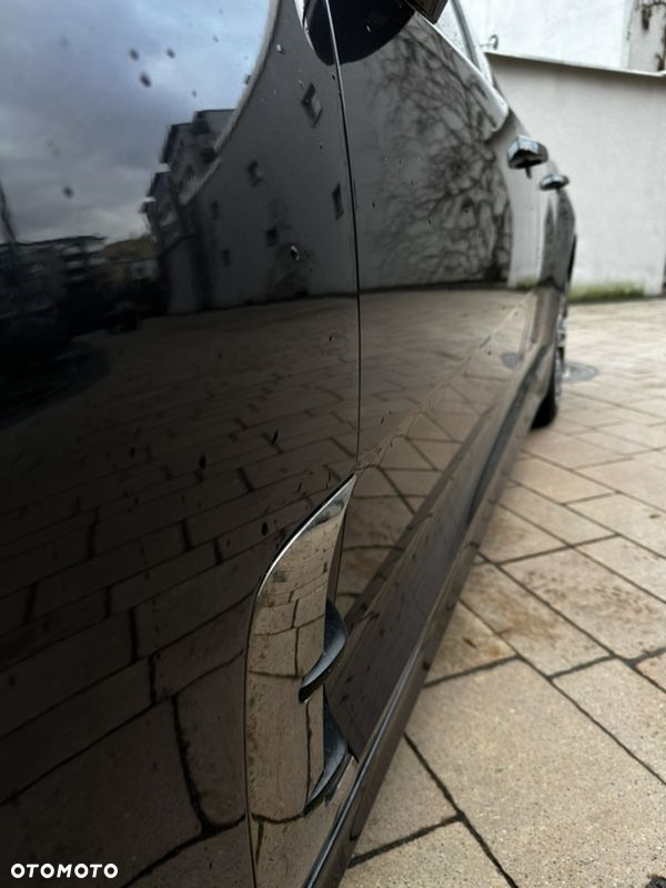 Kia Stinger - 16