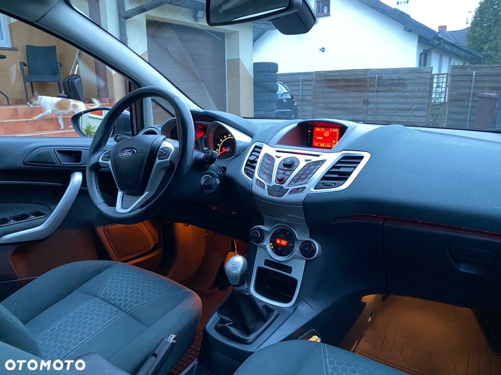 Ford Fiesta 1.25 Titanium - 23