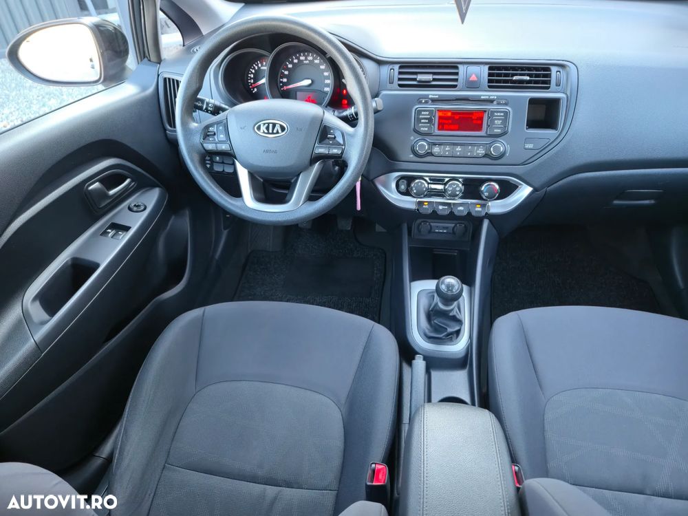Kia Rio 1.4 EX Basis - 6