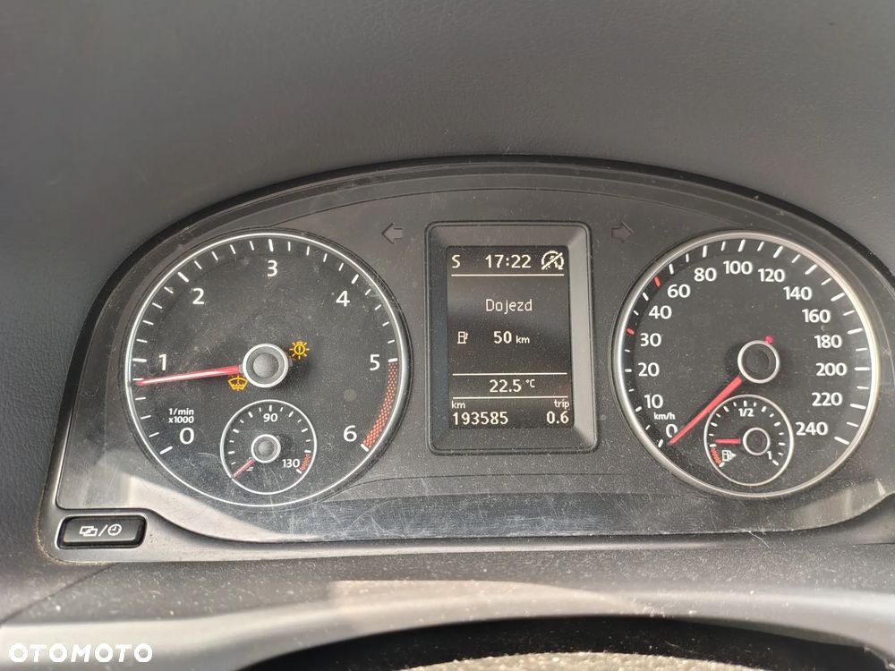 Volkswagen Touran 2.0 TDI DPF BlueMotion Technology Life - 22