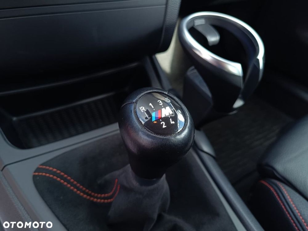 BMW 1M - 28