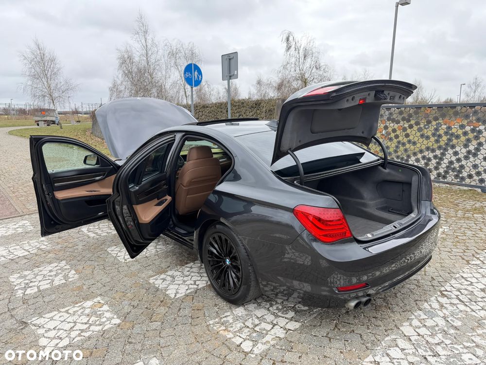 BMW Seria 7 730d - 16