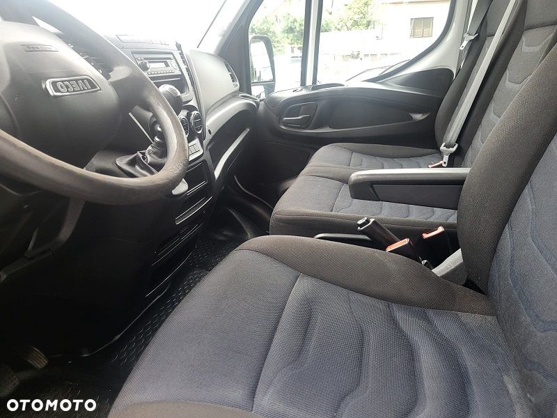 Iveco Daily 35C15 35-150 nowy kiper 3S - 2