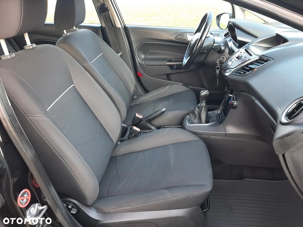 Ford Fiesta - 16