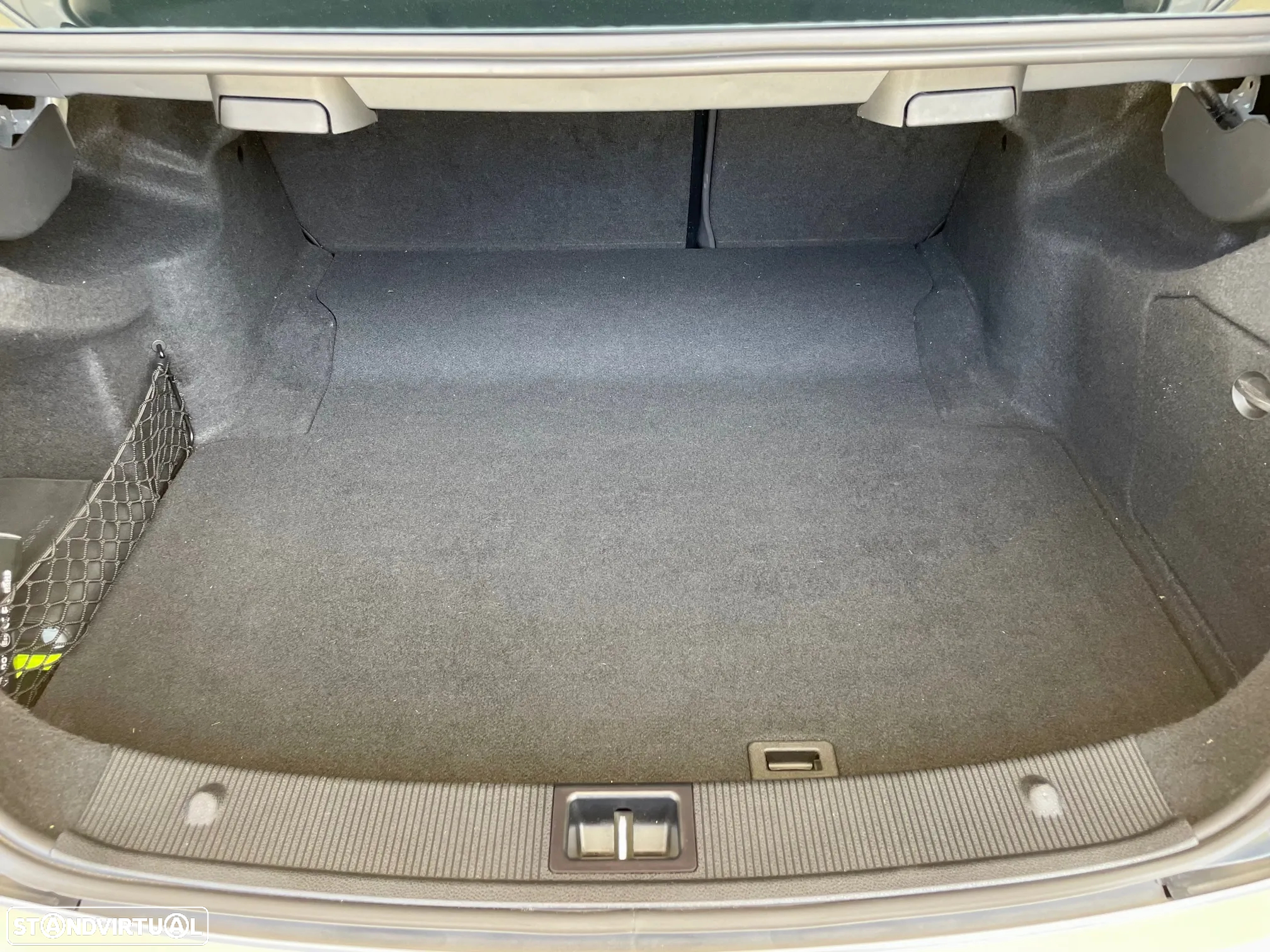 Mercedes-Benz C 220 CDi Avantgarde BlueEfficiency Aut. - 22