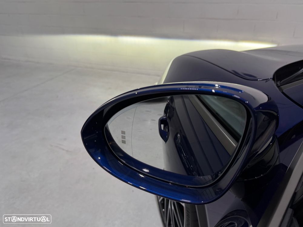 Porsche Macan Electric Turbo - 56