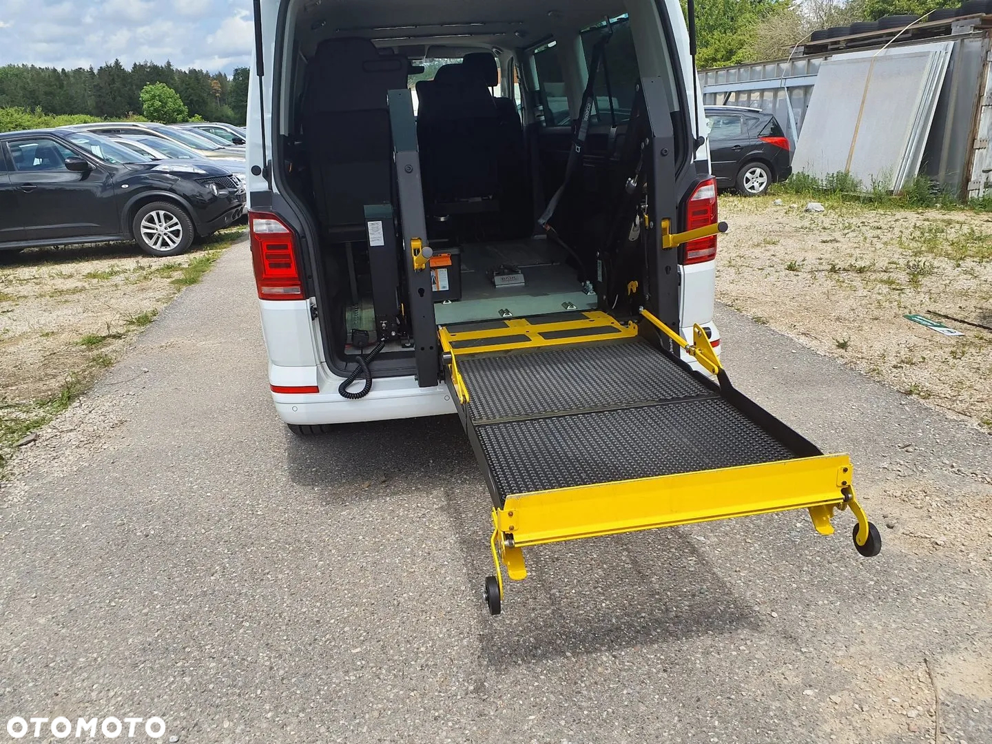 Volkswagen Caravelle 2.0 TDI L2 Comfortline 4Motion DSG - 11